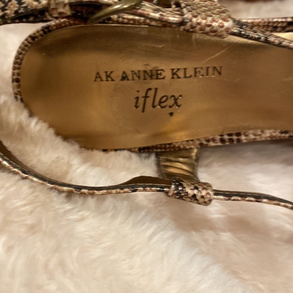 Anne Klein wedge with Copper and Brown NWOT size 9 - Picture 4 of 9